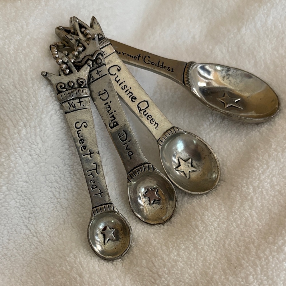 Pewter Measuring Spoons from Basic Spirit Canada. Crown and Stars - 2003